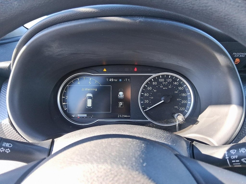 2019 Nissan Kicks SV CVT in Stratford, Ontario - 15 - w1024h768px