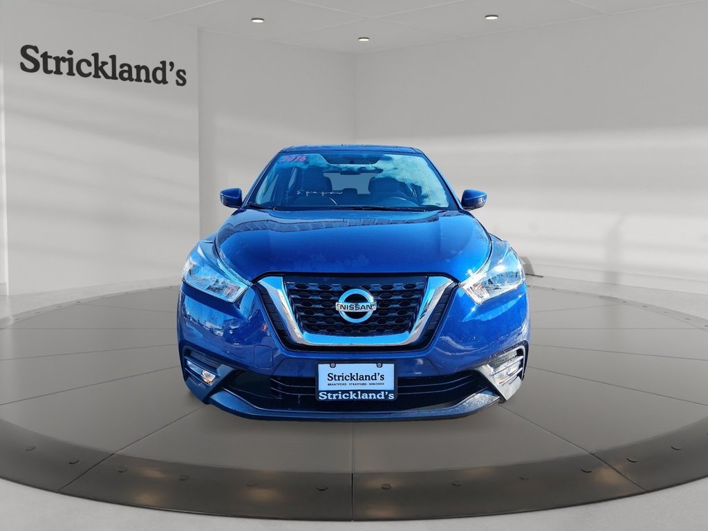 2019 Nissan Kicks SV CVT in Stratford, Ontario - 2 - w1024h768px