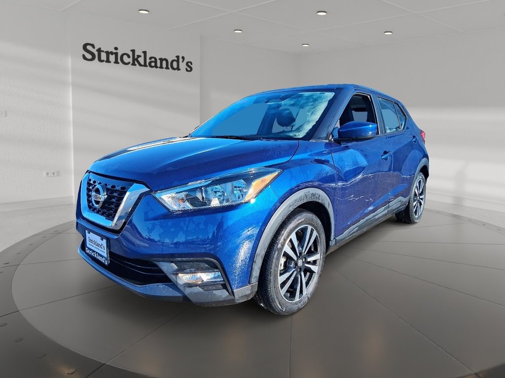 2019 Nissan Kicks SV CVT in Stratford, Ontario - 1 - w1024h768px
