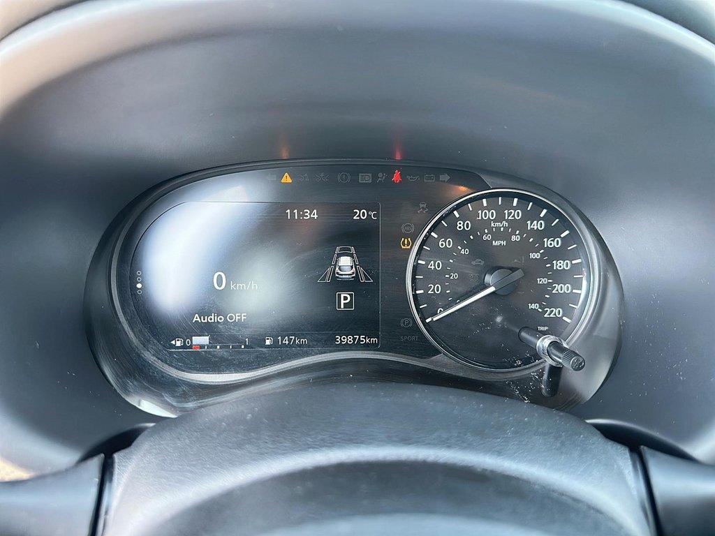2023 Nissan Kicks SV CVT in Stratford, Ontario - 12 - w1024h768px