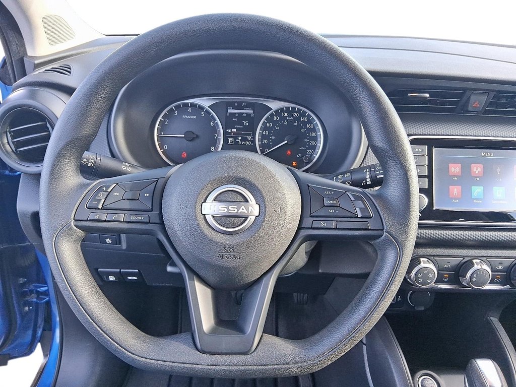 2023 Nissan Kicks S CVT in Stratford, Ontario - 12 - w1024h768px