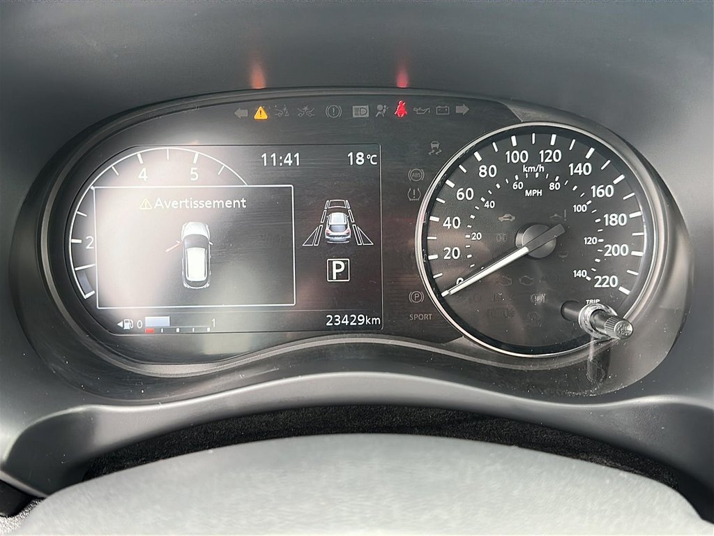 2024 Nissan Kicks SV FWD in Stratford, Ontario - 13 - w1024h768px