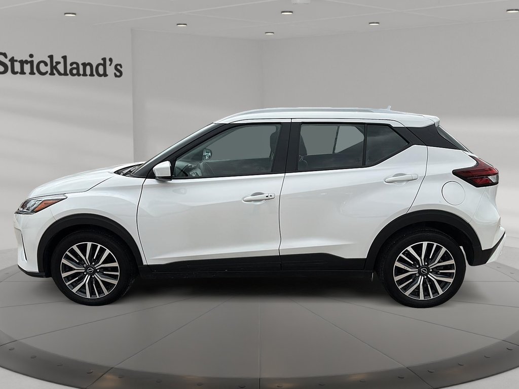 2024 Nissan Kicks SV FWD in Stratford, Ontario - 5 - w1024h768px
