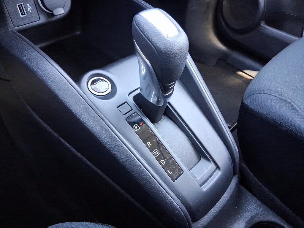 2024 Nissan Kicks S FWD in Stratford, Ontario - 16 - w1024h768px