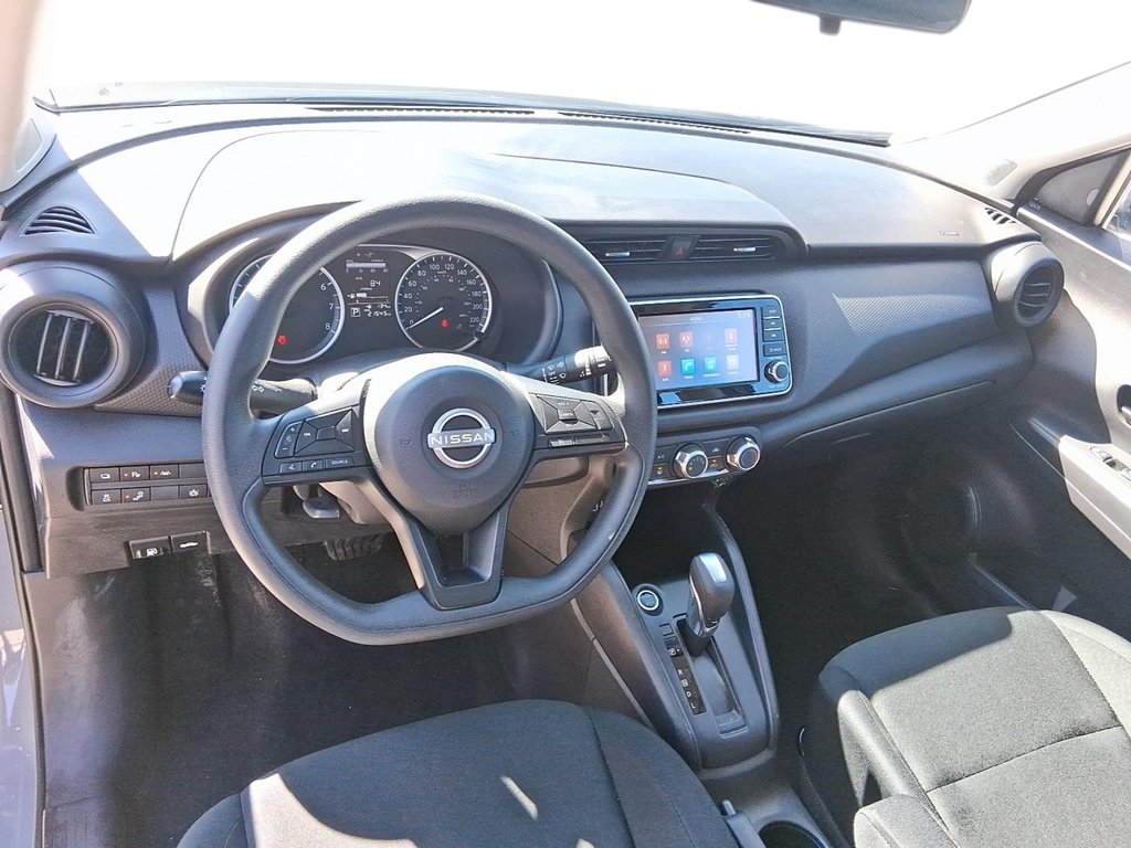 2024 Nissan Kicks S FWD in Stratford, Ontario - 10 - w1024h768px