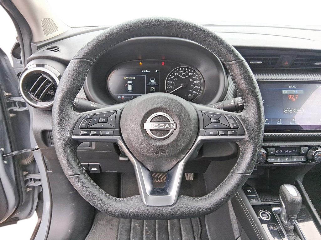 2024 Nissan Kicks SV FWD in Stratford, Ontario - 12 - w1024h768px