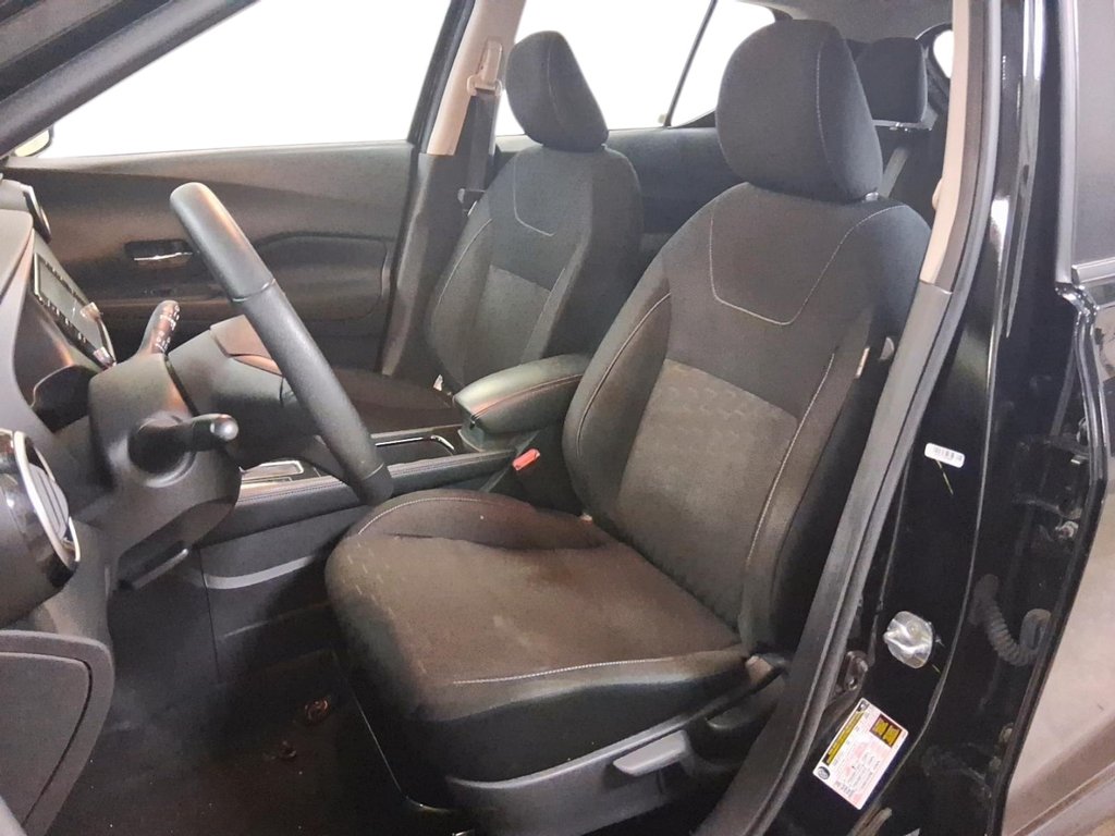 2024 Nissan Kicks SV FWD in Stratford, Ontario - 8 - w1024h768px