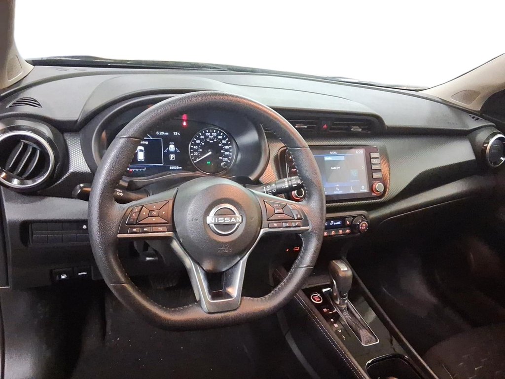 2024 Nissan Kicks SV FWD in Stratford, Ontario - 10 - w1024h768px