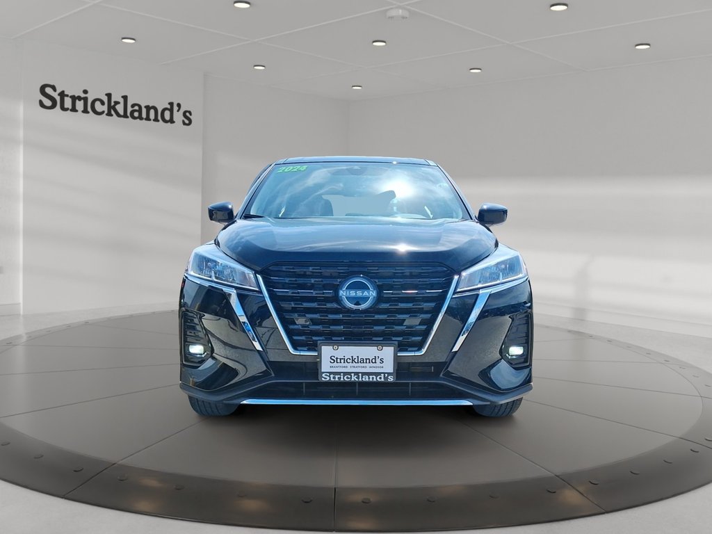 2024 Nissan Kicks S FWD in Stratford, Ontario - 2 - w1024h768px