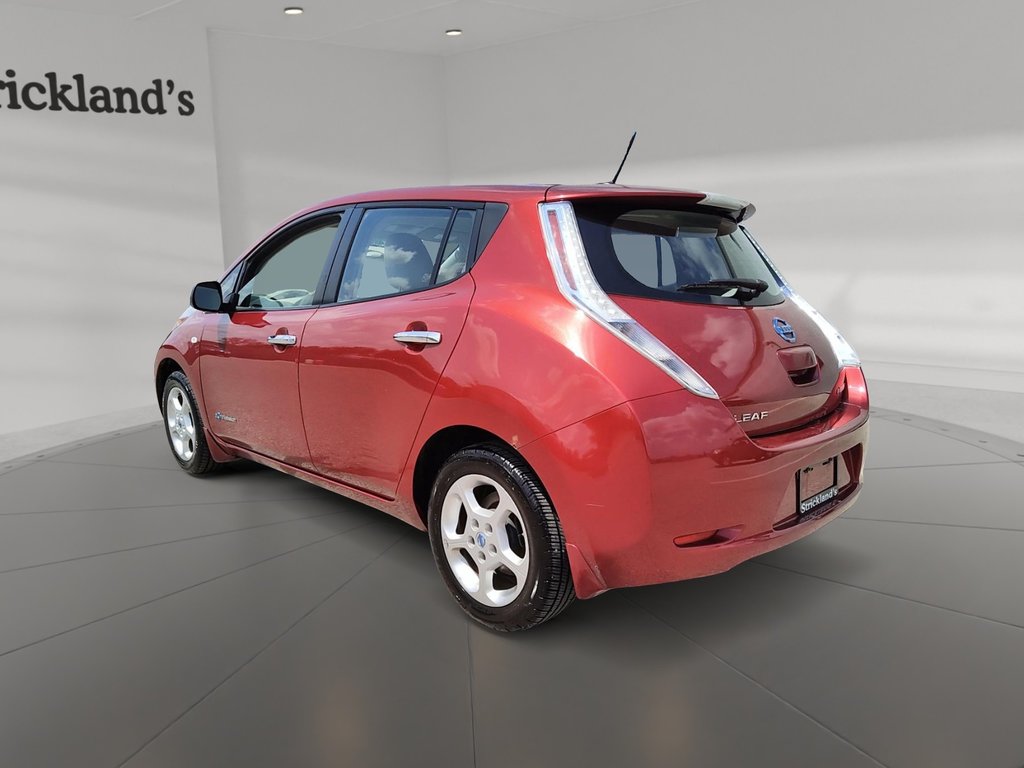 2012  Leaf SL in Stratford, Ontario - 4 - w1024h768px