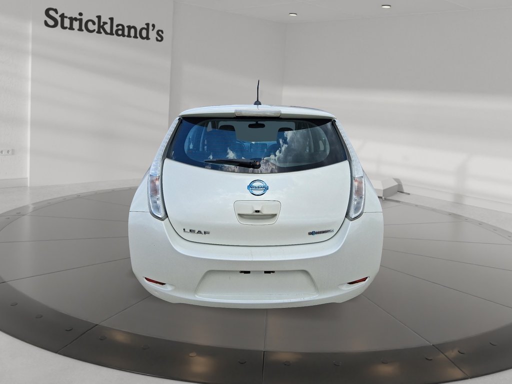 2017 Nissan Leaf SL in Stratford, Ontario - 3 - w1024h768px