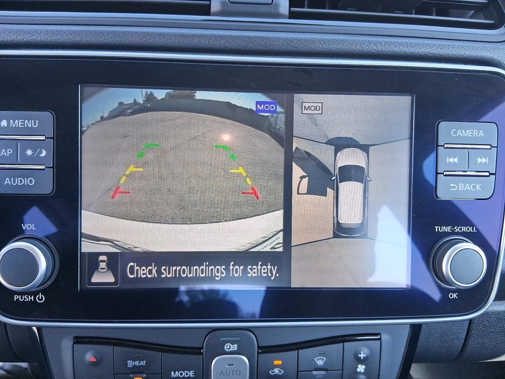 2023 Nissan Leaf SV in Stratford, Ontario - 16 - w1024h768px