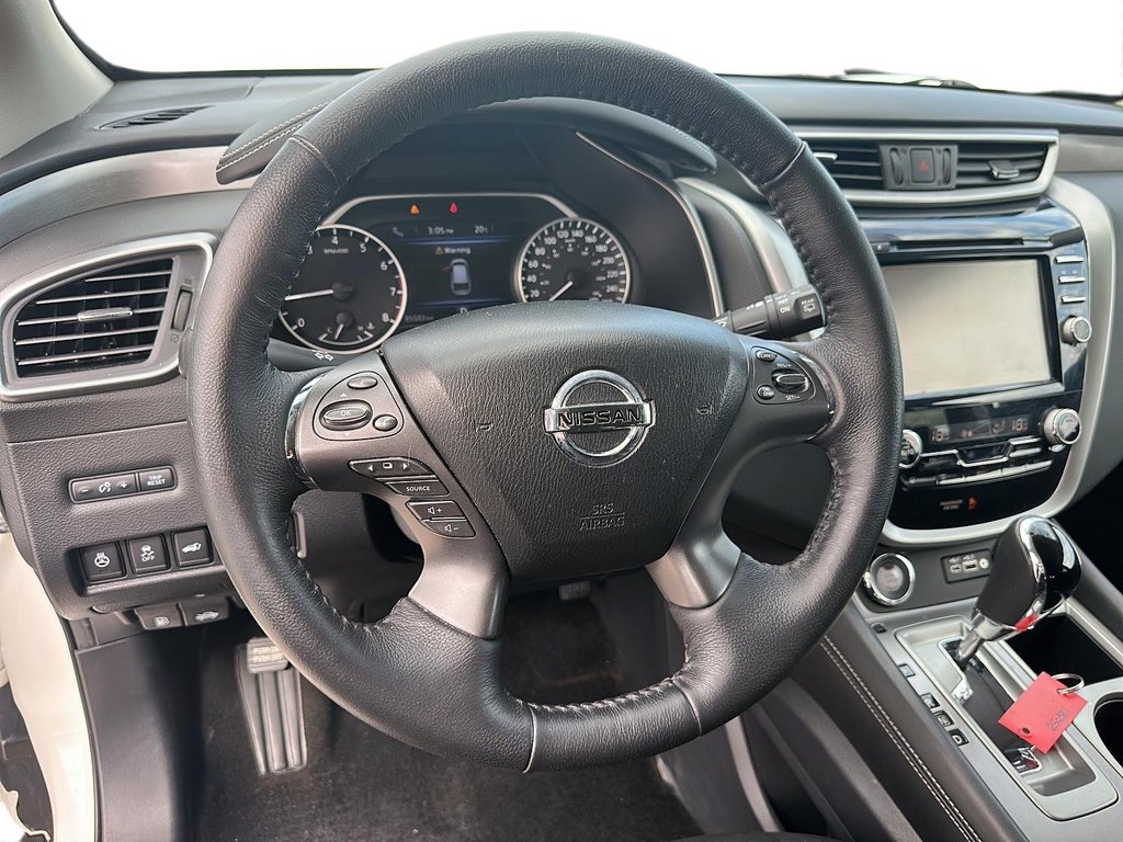 2019 Nissan Murano SV AWD CVT in Stratford, Ontario - 11 - w1024h768px