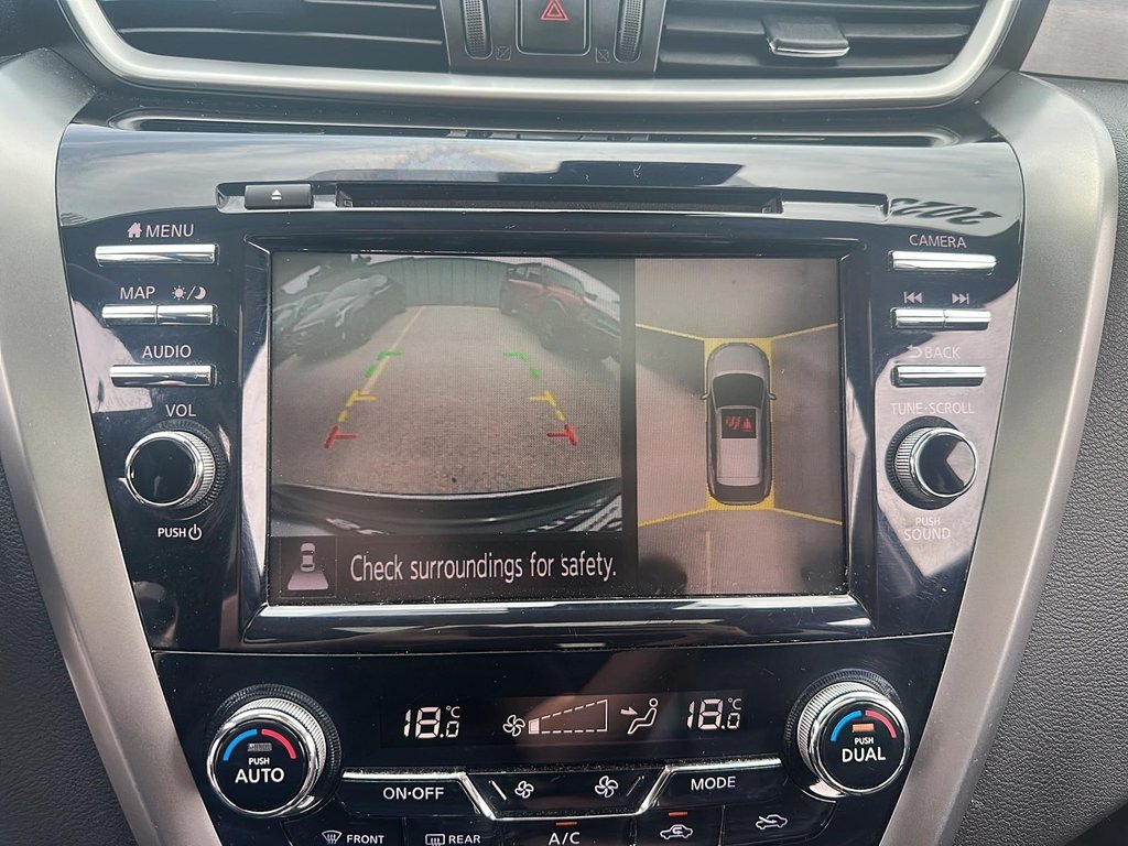 2023 Nissan Murano SV AWD CVT in Stratford, Ontario - 15 - w1024h768px
