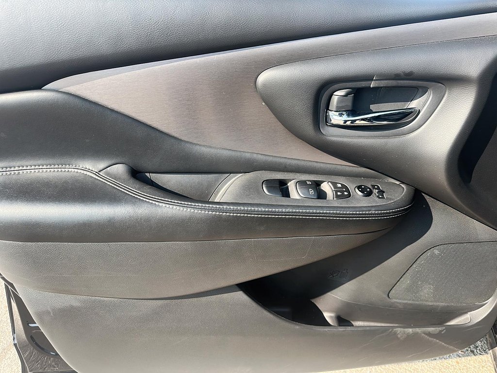 2023 Nissan Murano SV AWD CVT in Stratford, Ontario - 10 - w1024h768px