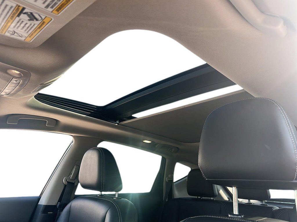 2023 Nissan Murano SV AWD CVT in Stratford, Ontario - 15 - w1024h768px