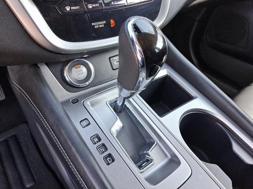 2023 Nissan Murano SV AWD CVT in Stratford, Ontario - 14 - w1024h768px