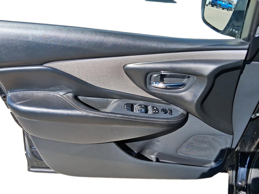 2024 Nissan Murano AWD SV in Stratford, Ontario - 11 - w1024h768px