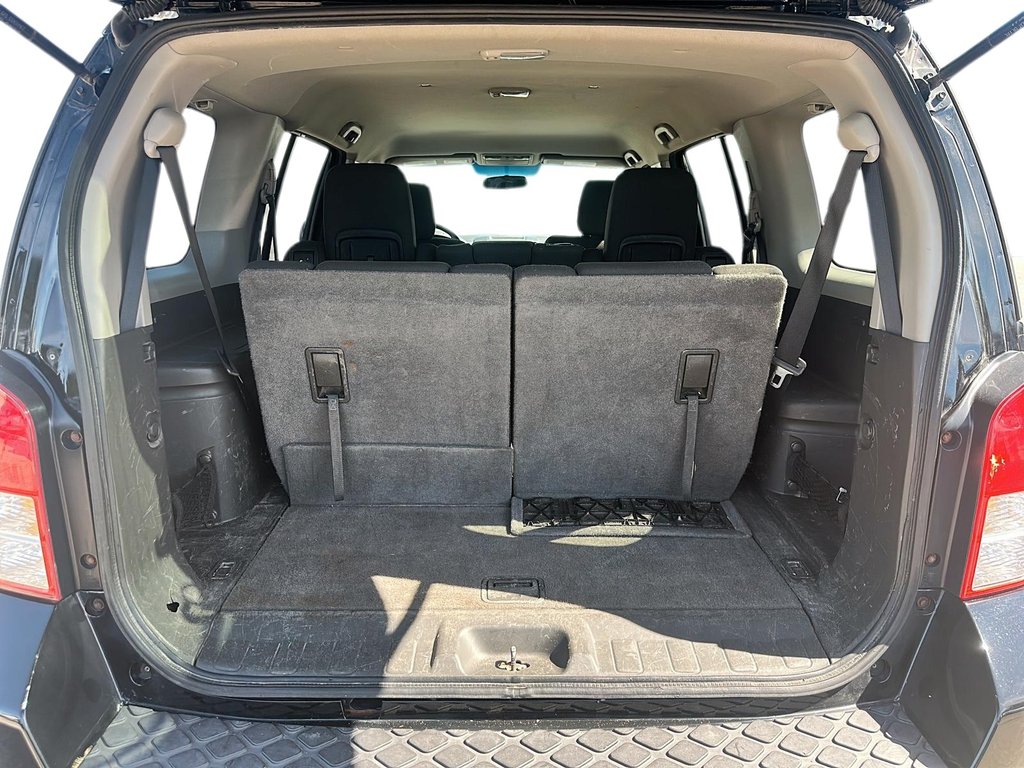 2012 Nissan Pathfinder LE AWD at in Stratford, Ontario - 6 - w1024h768px