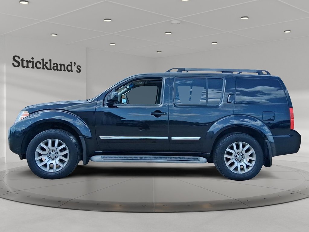 2012 Nissan Pathfinder LE AWD at in Stratford, Ontario - 5 - w1024h768px