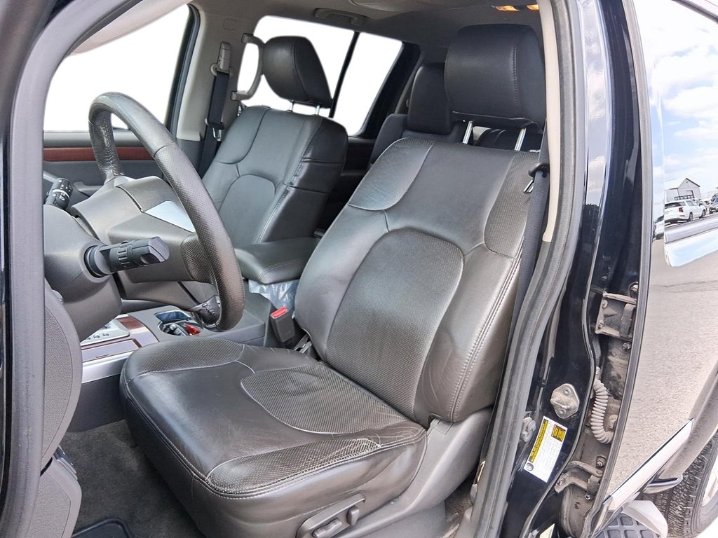 2012 Nissan Pathfinder LE AWD at in Stratford, Ontario - 9 - w1024h768px