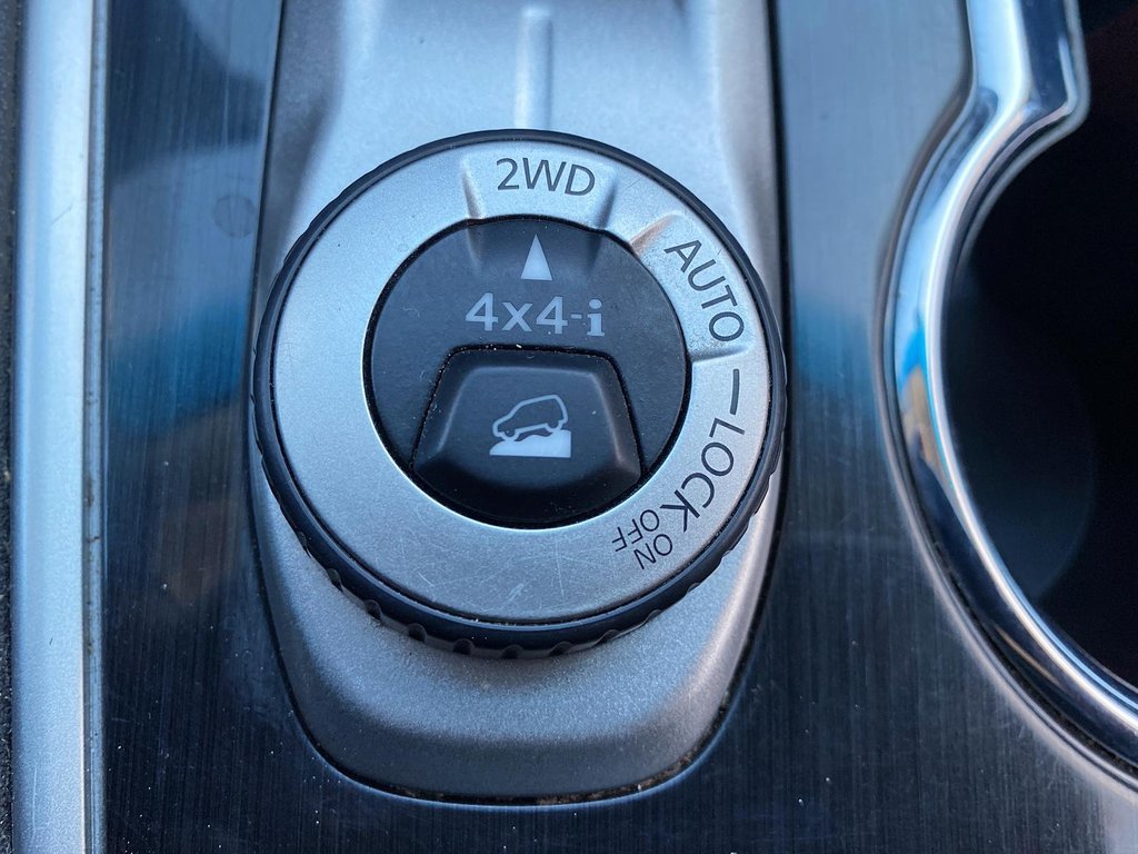 2017  Pathfinder SV V6 4x4 at in Stratford, Ontario - 16 - w1024h768px