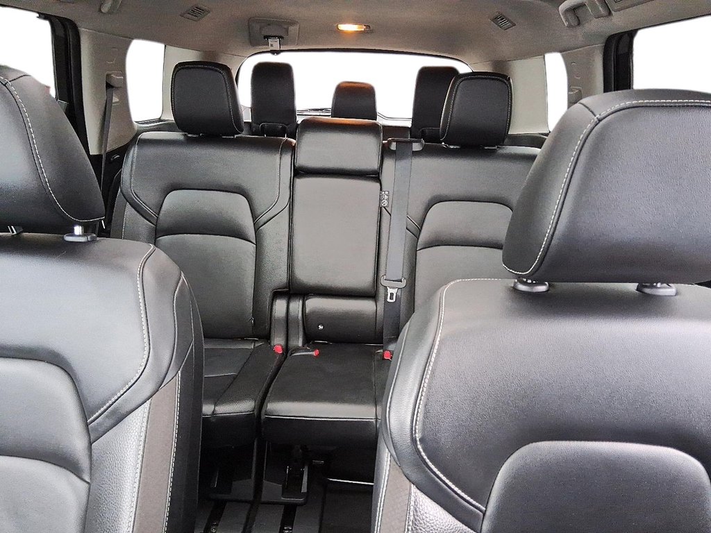 2023 Nissan Pathfinder SL V6 4x4 at in Stratford, Ontario - 10 - w1024h768px