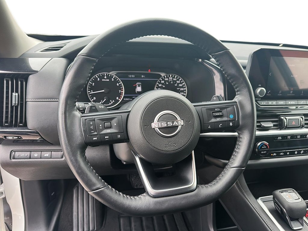 2024 Nissan Pathfinder SV 4WD in Stratford, Ontario - 11 - w1024h768px