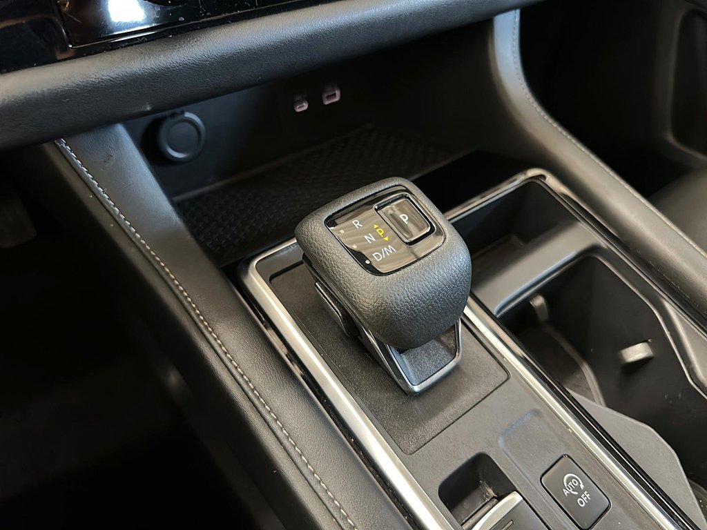 2024 Nissan Pathfinder SV 4WD in Stratford, Ontario - 14 - w1024h768px