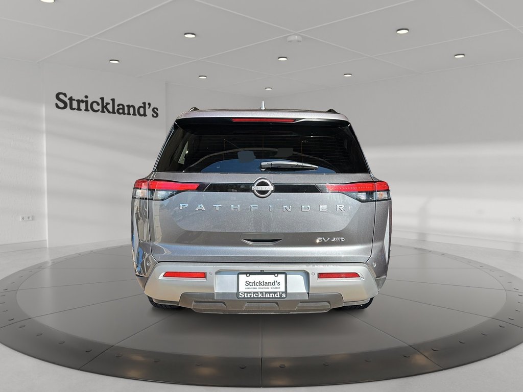 2024 Nissan Pathfinder SV 4WD in Stratford, Ontario - 3 - w1024h768px