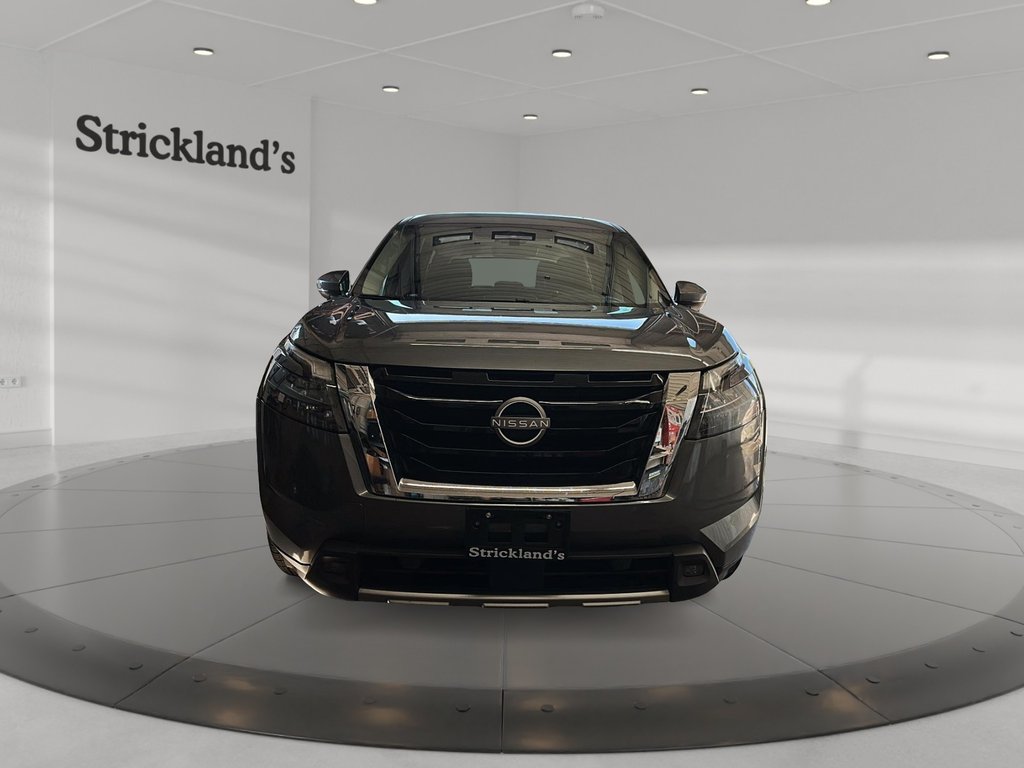 2024 Nissan Pathfinder SV 4WD in Stratford, Ontario - 2 - w1024h768px