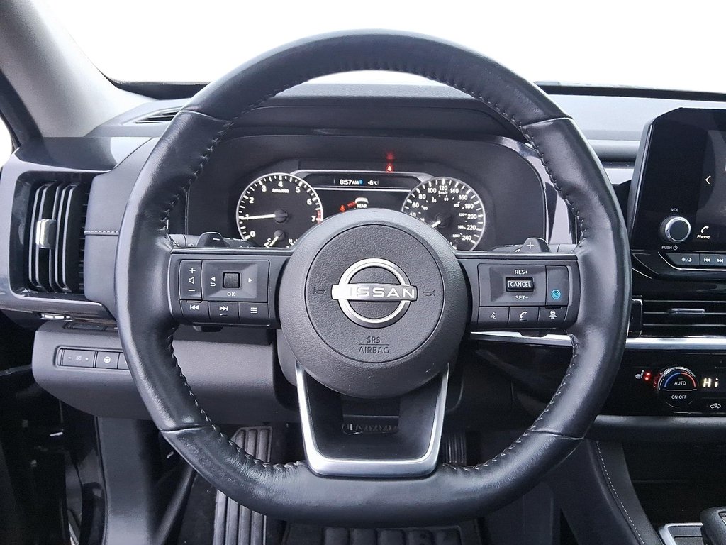 2024 Nissan Pathfinder SV 4WD in Stratford, Ontario - 12 - w1024h768px