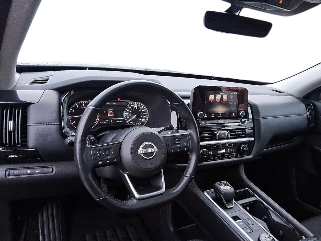 2024 Nissan Pathfinder SV 4WD in Stratford, Ontario - 10 - w1024h768px