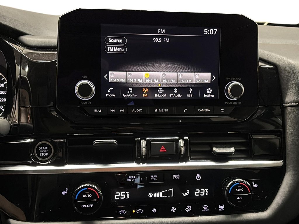 2024 Nissan Pathfinder SV 4WD in Stratford, Ontario - 18 - w1024h768px