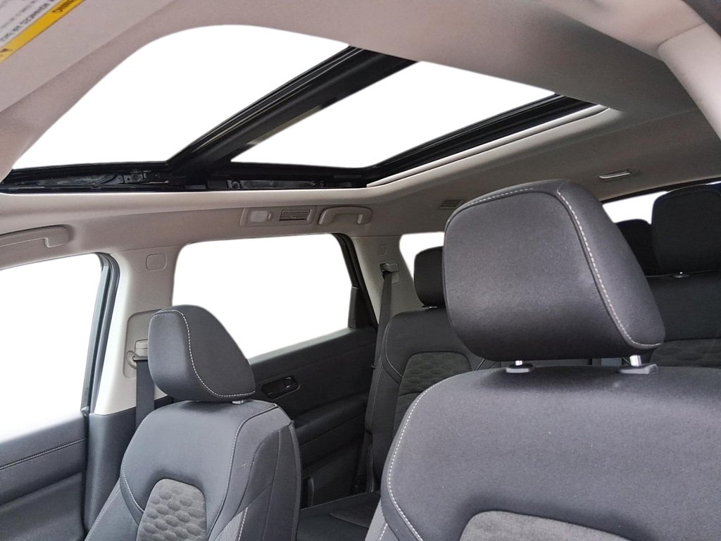 2024 Nissan Pathfinder SV 4WD in Stratford, Ontario - 20 - w1024h768px
