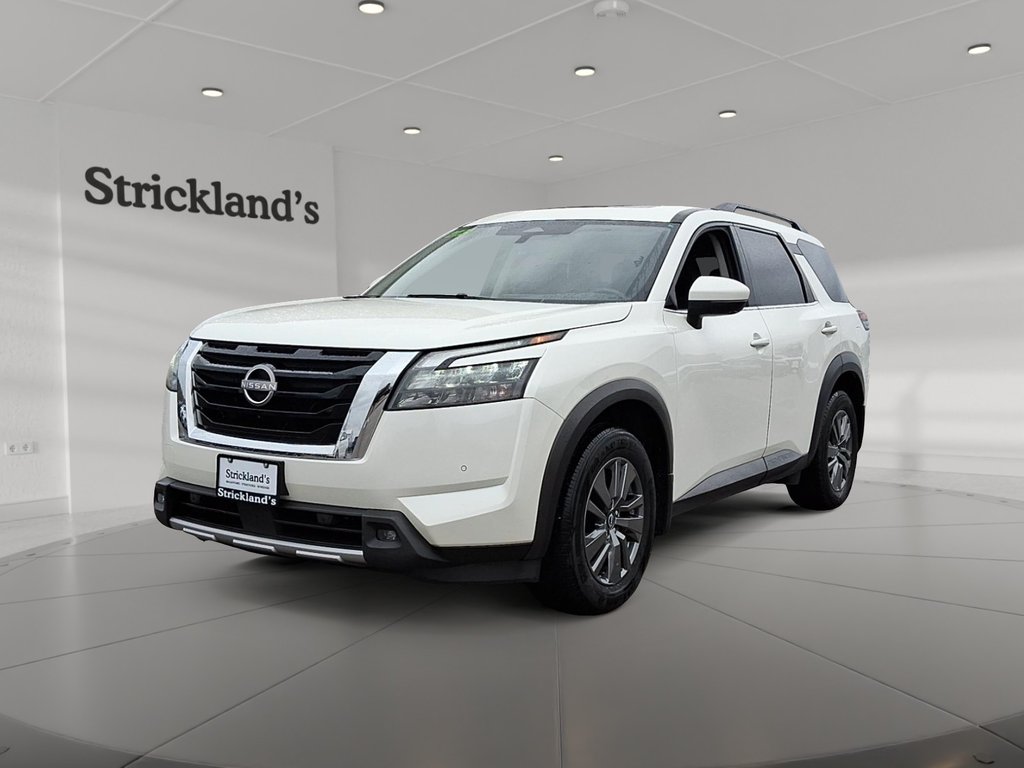 2024 Nissan Pathfinder SV 4WD in Stratford, Ontario - 1 - w1024h768px