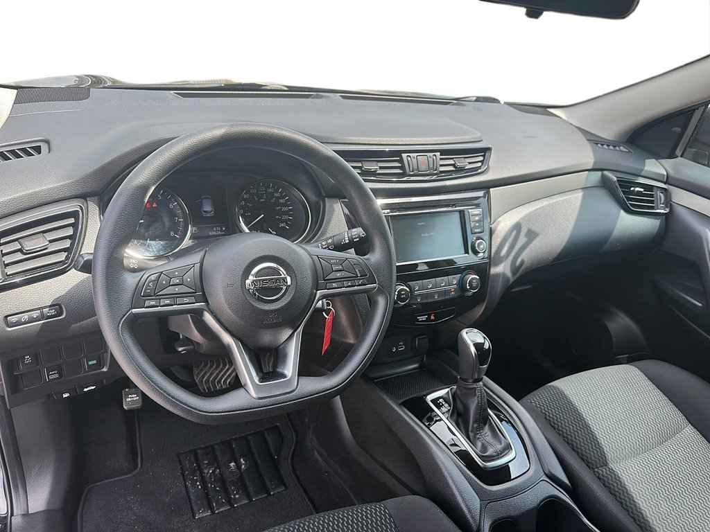 2019 Nissan Qashqai S AWD CVT in Stratford, Ontario - 9 - w1024h768px