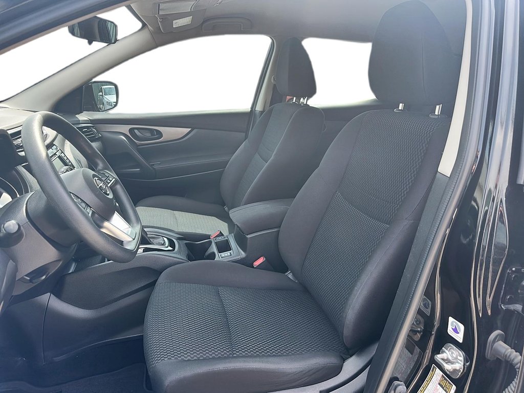 2019 Nissan Qashqai S AWD CVT in Stratford, Ontario - 8 - w1024h768px