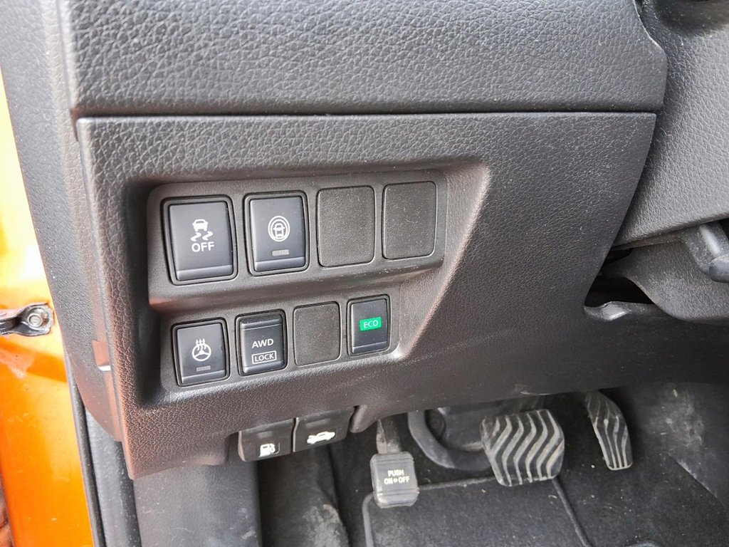2019 Nissan Qashqai SV AWD CVT in Stratford, Ontario - 16 - w1024h768px