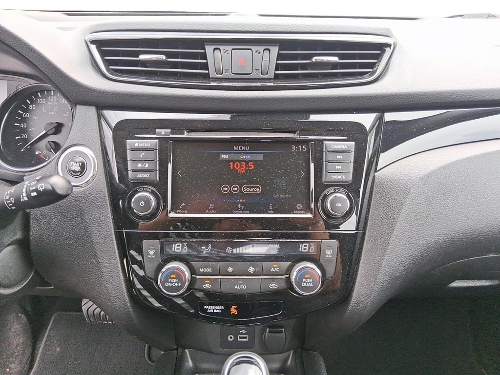 2019 Nissan Qashqai SV AWD CVT in Stratford, Ontario - 14 - w1024h768px