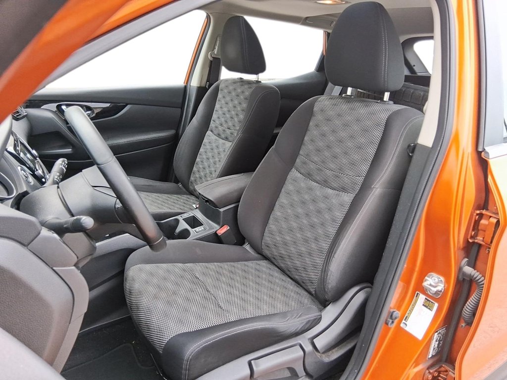2019 Nissan Qashqai SV AWD CVT in Stratford, Ontario - 8 - w1024h768px