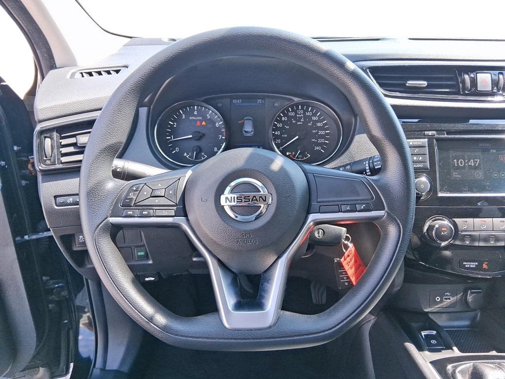 2021 Nissan Qashqai S FWD 6sp in Stratford, Ontario - 13 - w1024h768px