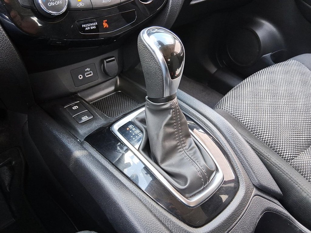 2021 Nissan Qashqai SV FWD CVT (2) in Stratford, Ontario - 17 - w1024h768px