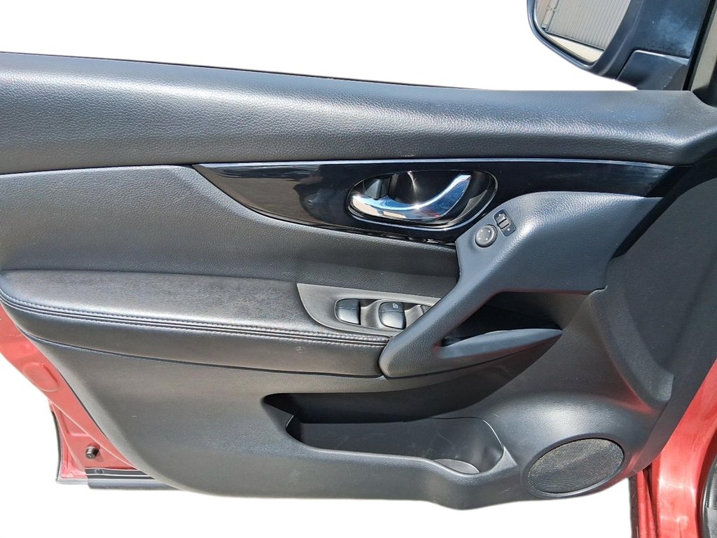 2021 Nissan Qashqai SV FWD CVT (2) in Stratford, Ontario - 12 - w1024h768px