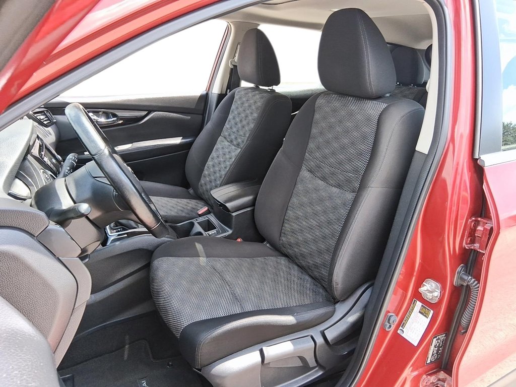 2021 Nissan Qashqai SV FWD CVT (2) in Stratford, Ontario - 9 - w1024h768px