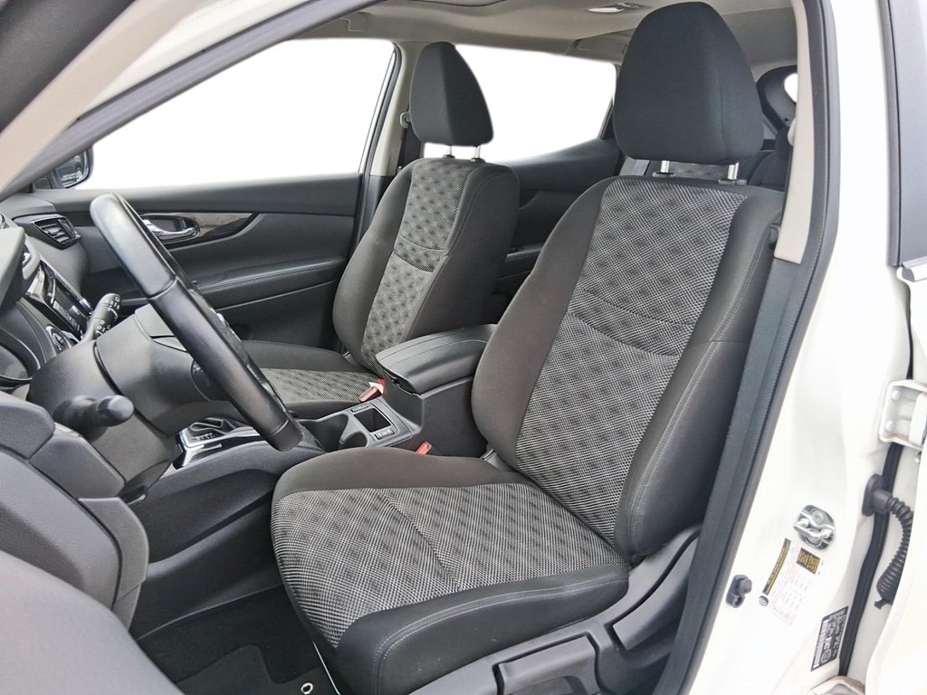 2022 Nissan Qashqai SV FWD CVT in Stratford, Ontario - 8 - w1024h768px