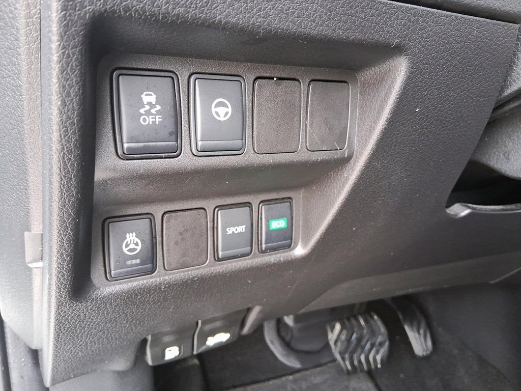 2022 Nissan Qashqai SV FWD CVT in Stratford, Ontario - 17 - w1024h768px