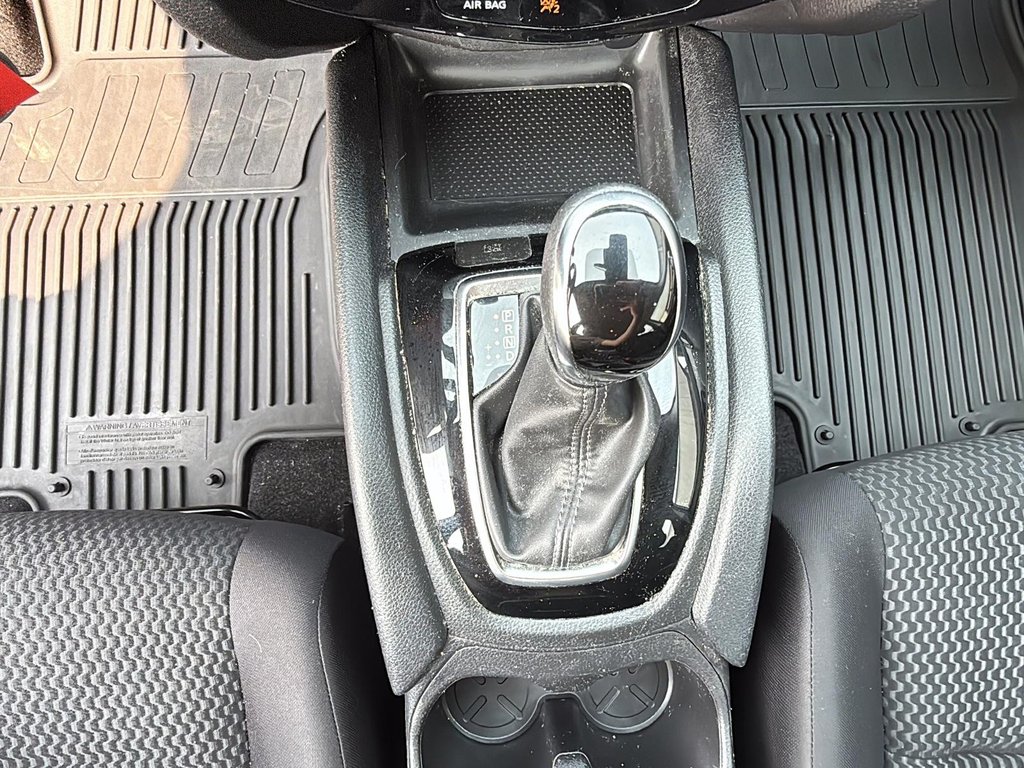 2022 Nissan Qashqai S AWD CVT in Stratford, Ontario - 16 - w1024h768px