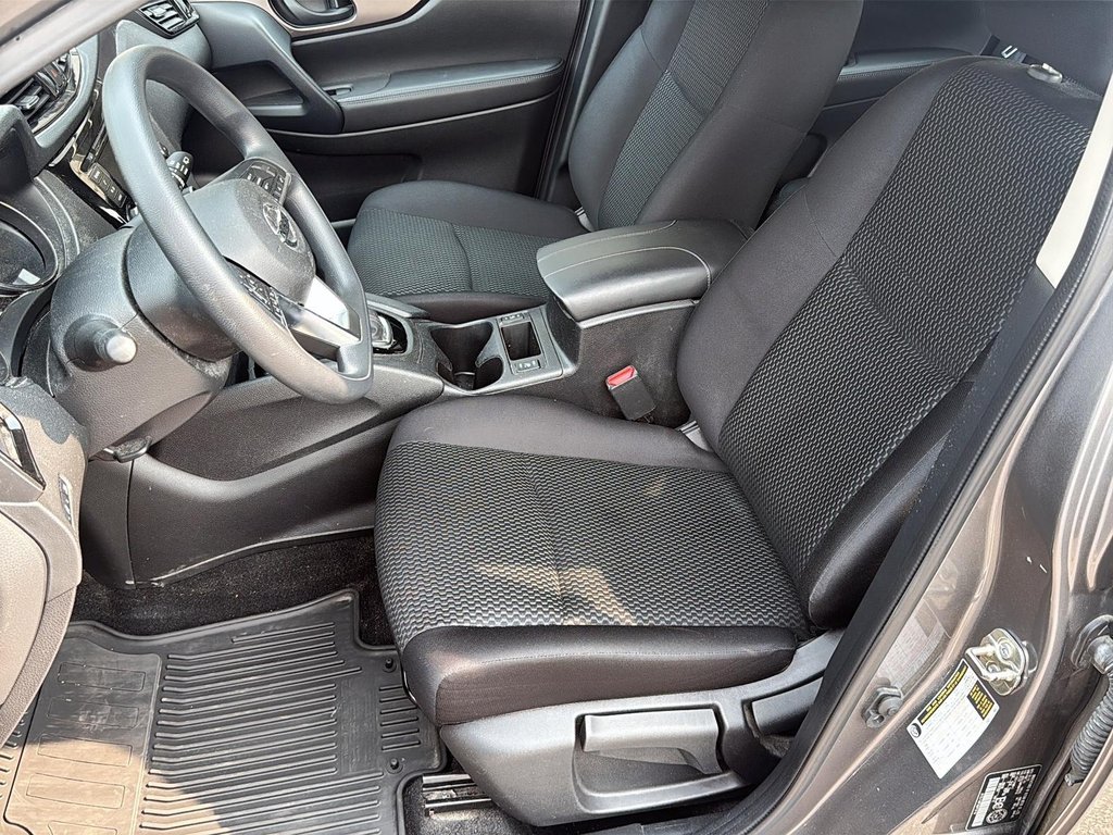 2022 Nissan Qashqai S AWD CVT in Stratford, Ontario - 10 - w1024h768px