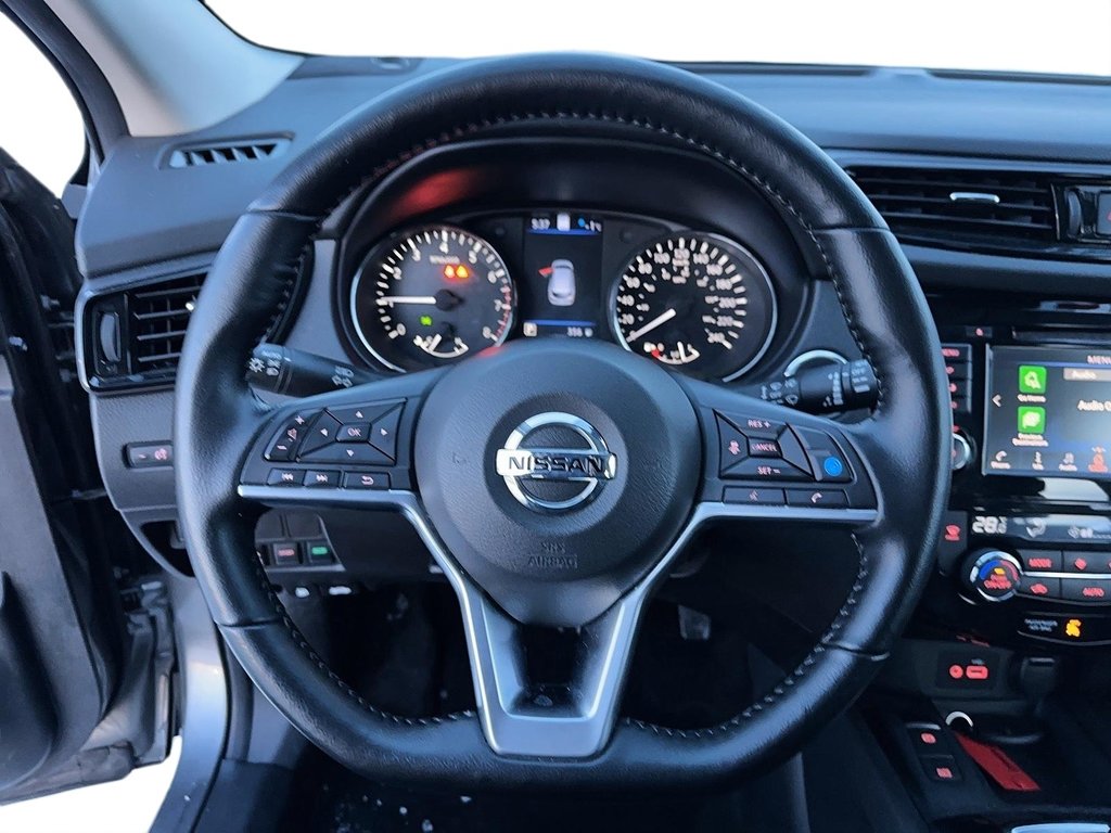 2023 Nissan Qashqai SL AWD CVT in Stratford, Ontario - 11 - w1024h768px